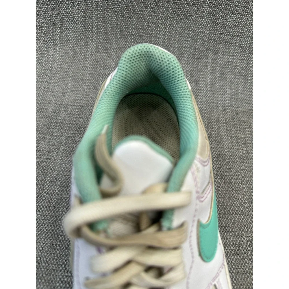 Nike Gamma Force FN7109-100 Womens 7.5 Athletic Shoes White Emerald Rise Sneaker